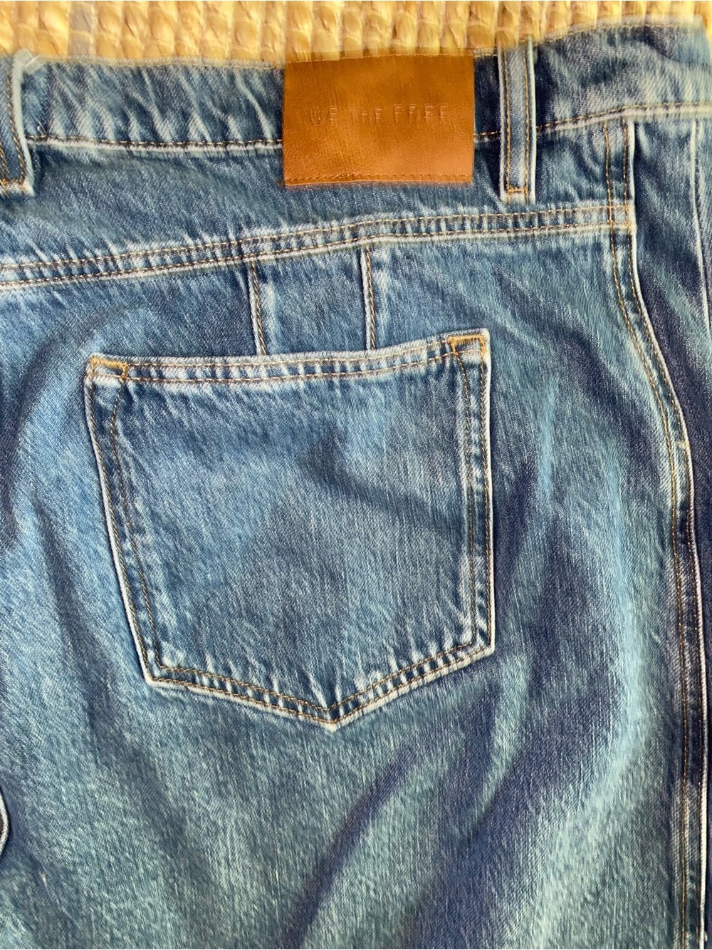 We The Free x Revolve $128 Good Luck Mid-Rise Barrel Jeans  35” Waist EUC - Picture 13 of 16